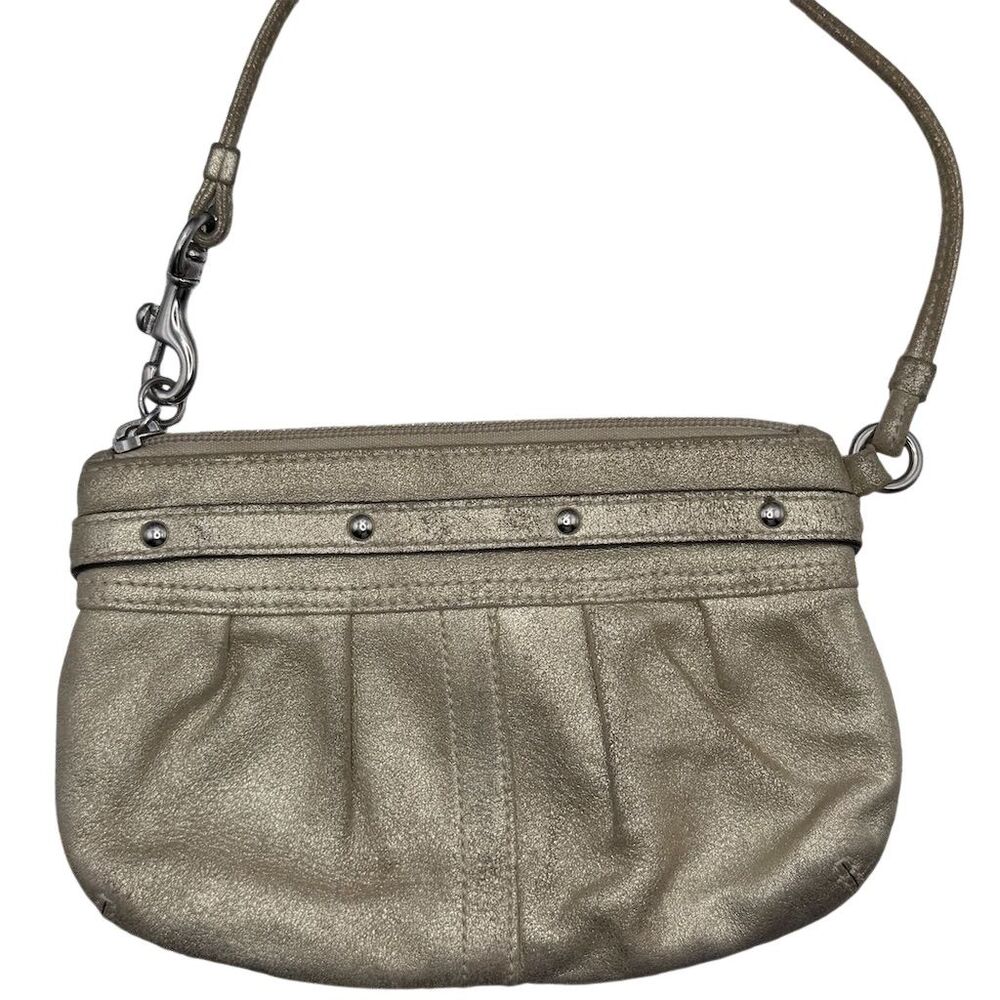Coach Women's Champagne Gold Leather Wristlet Clutch Bag No Hang Tag